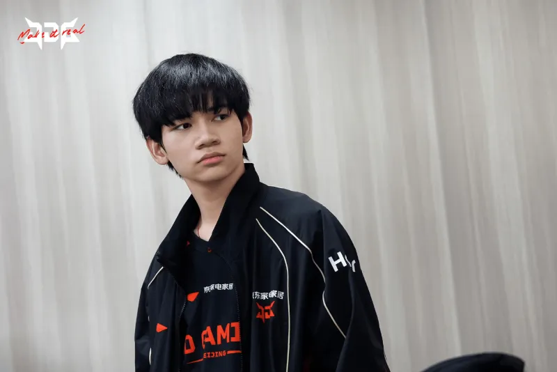 开云官网-初出茅庐不怕虎，面对Knight今晚HongQ的发挥可圈可点？